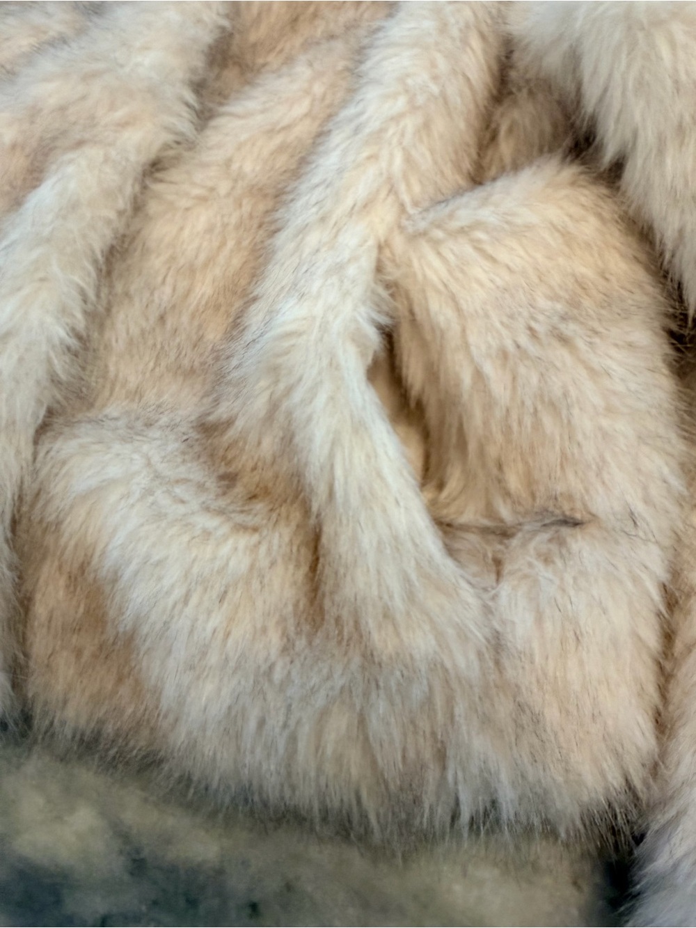 Universal Thread Large Ivory Plush Faux Fur Open Front Jacket - Picture 8 of 11